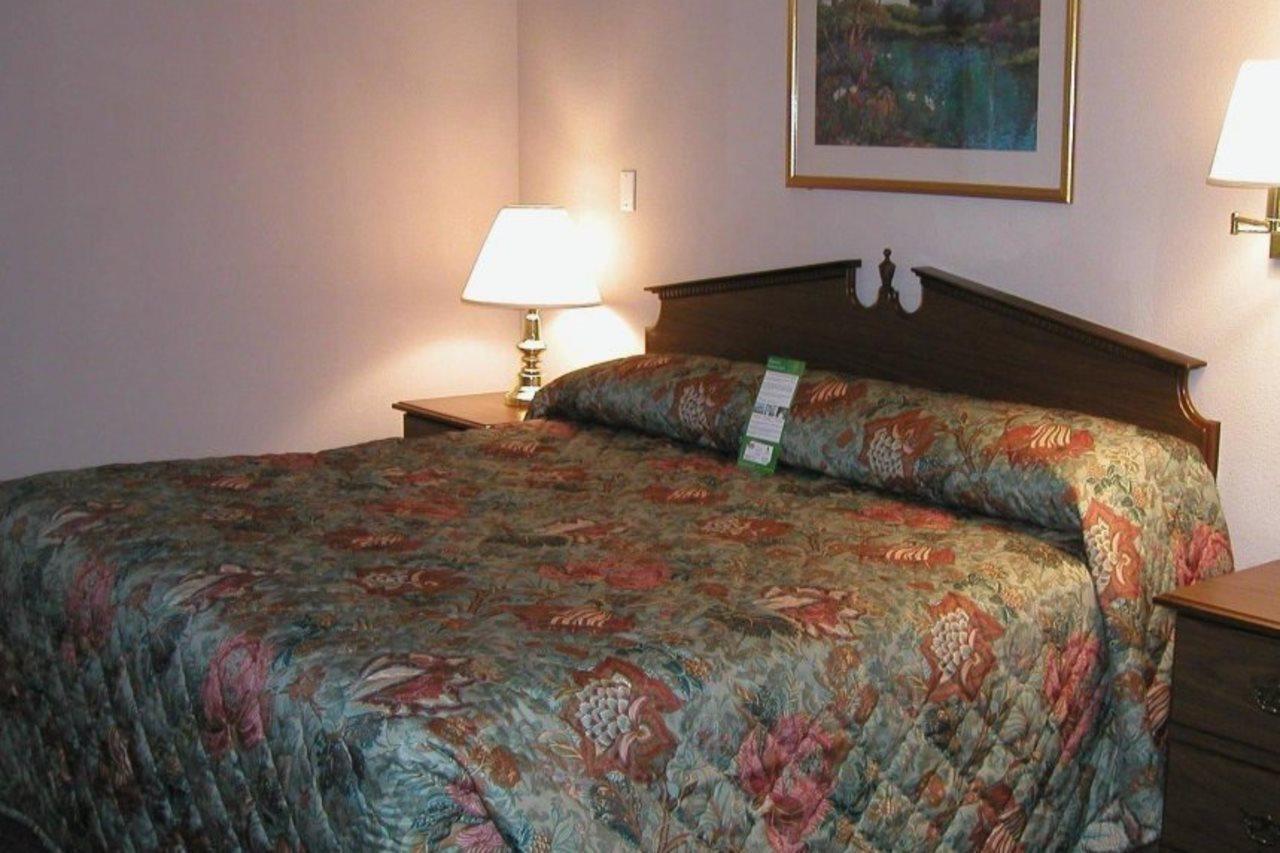 Intown Suites Extended Stay High Point Nc מראה חיצוני תמונה