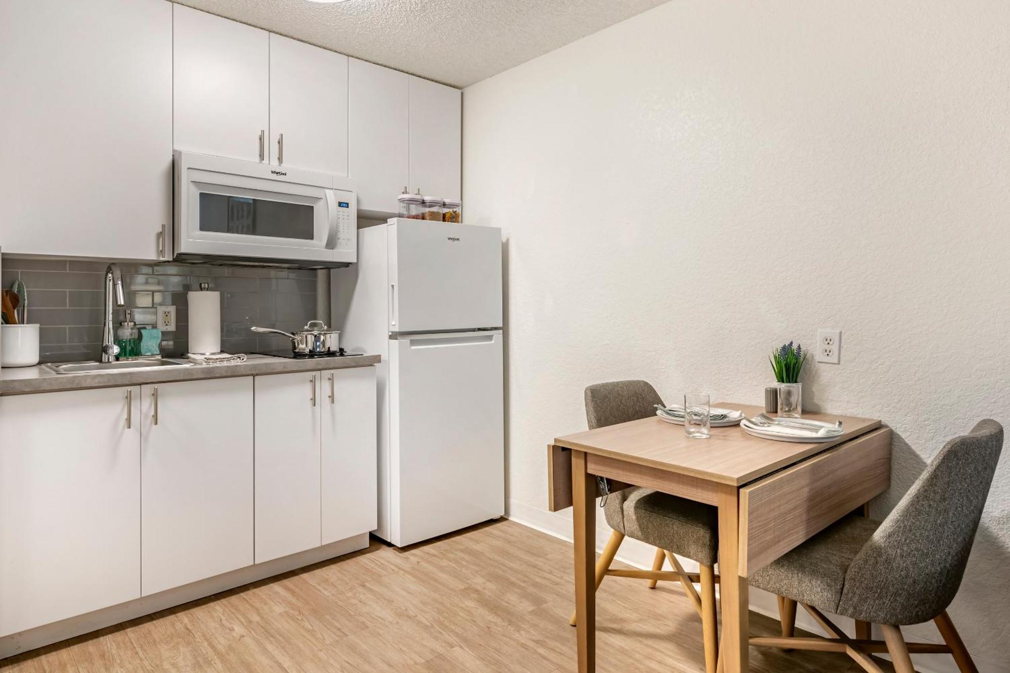 Intown Suites Extended Stay High Point Nc מראה חיצוני תמונה